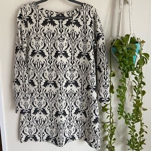 Baroque Pattern Long Sleeve Dress